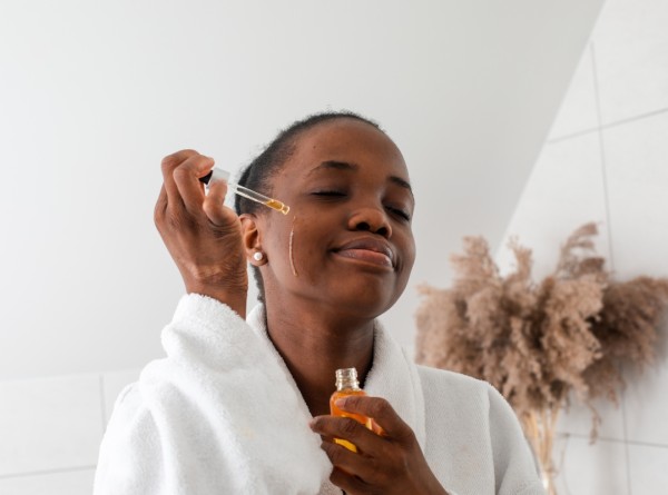 Como Saber Se Um Produto Realmente Funciona? Os 5 Sinais Que a Dermatologista Observa