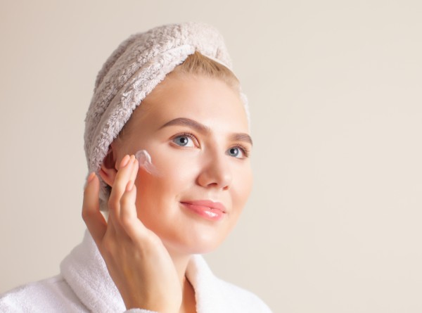 O Que Muda na Sua Rotina de Cuidados com a Pele Após os 30?